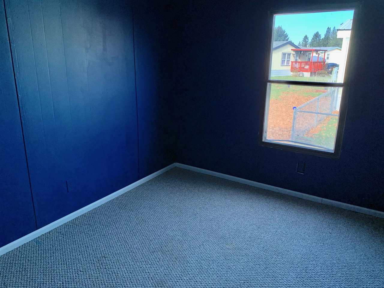 3920 East Center Road, Unit 2 Mead, WA 99021 - Photo 14 of 17