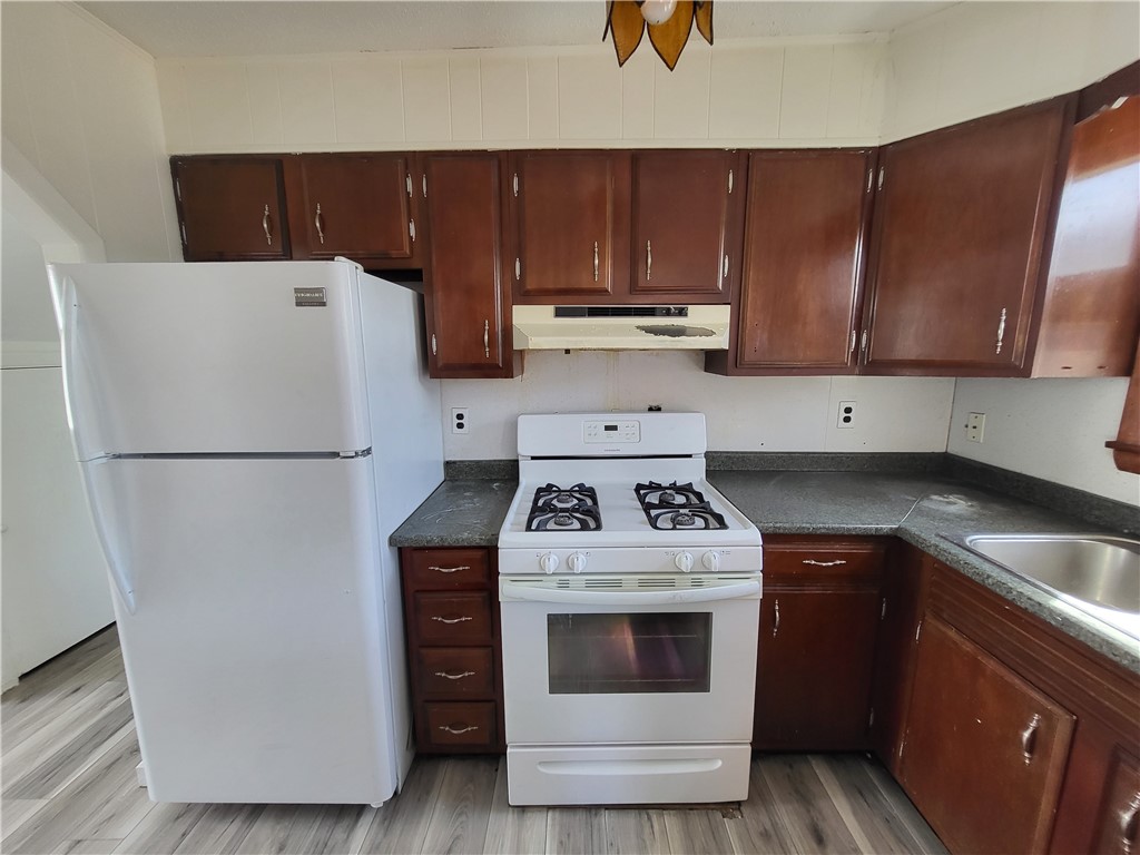 127 Sherman Street Pawtucket, RI 02860 - Photo 7 of 14