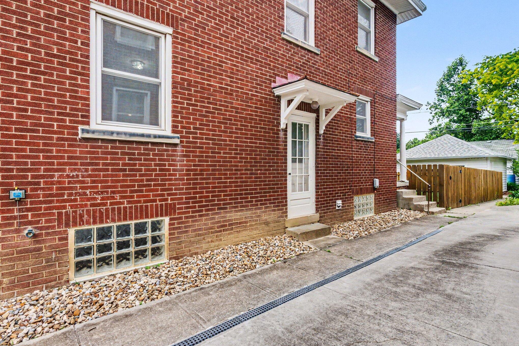 162 Northridge Road Columbus, OH 43214 - Photo 33 of 42