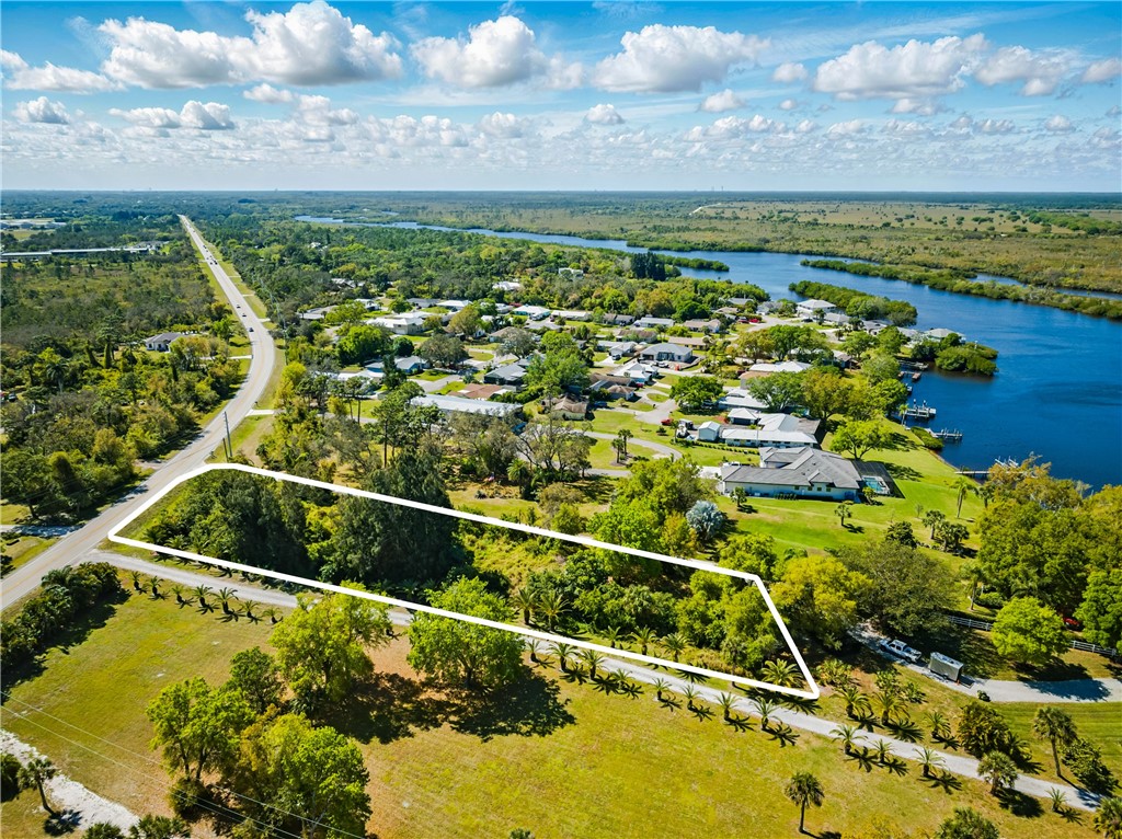12405 Roseland Road Sebastian, FL 32958 - Photo 3 of 11 a view of a lake