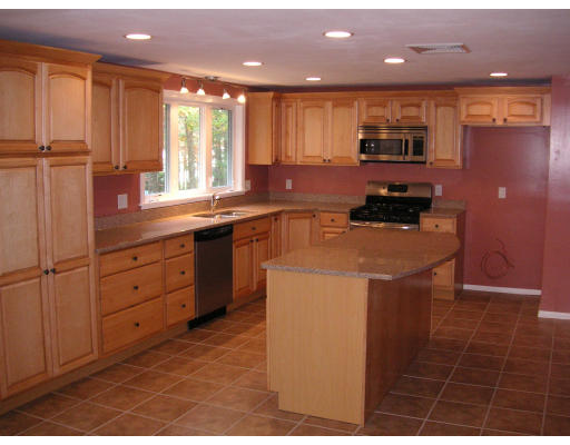 50 Greylock Road Tewksbury, MA 01876 - Photo 7 of 17 Gallery Image 7