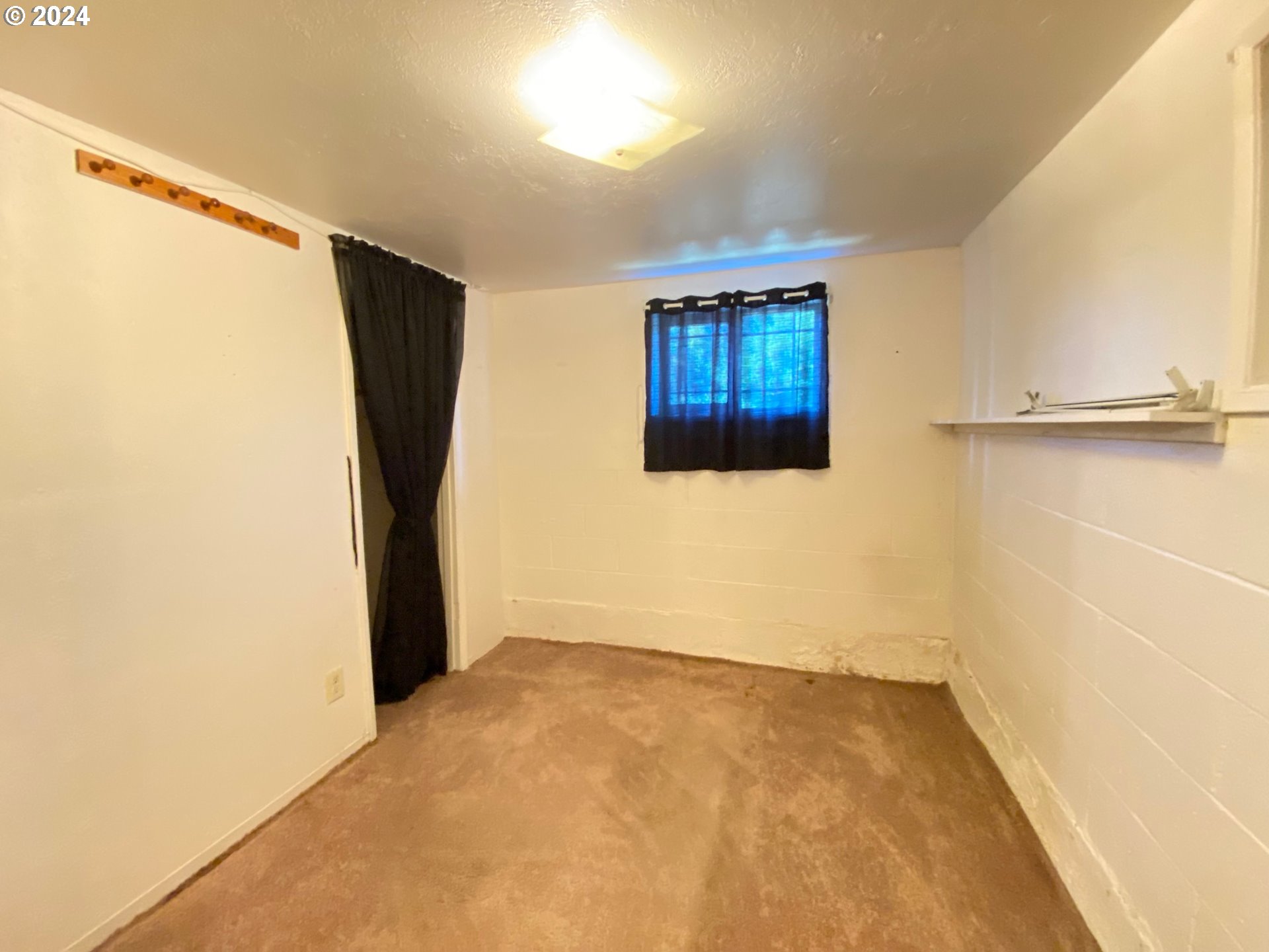 715 Jackson Avenue Coos Bay, OR 97420 - Photo 17 of 42