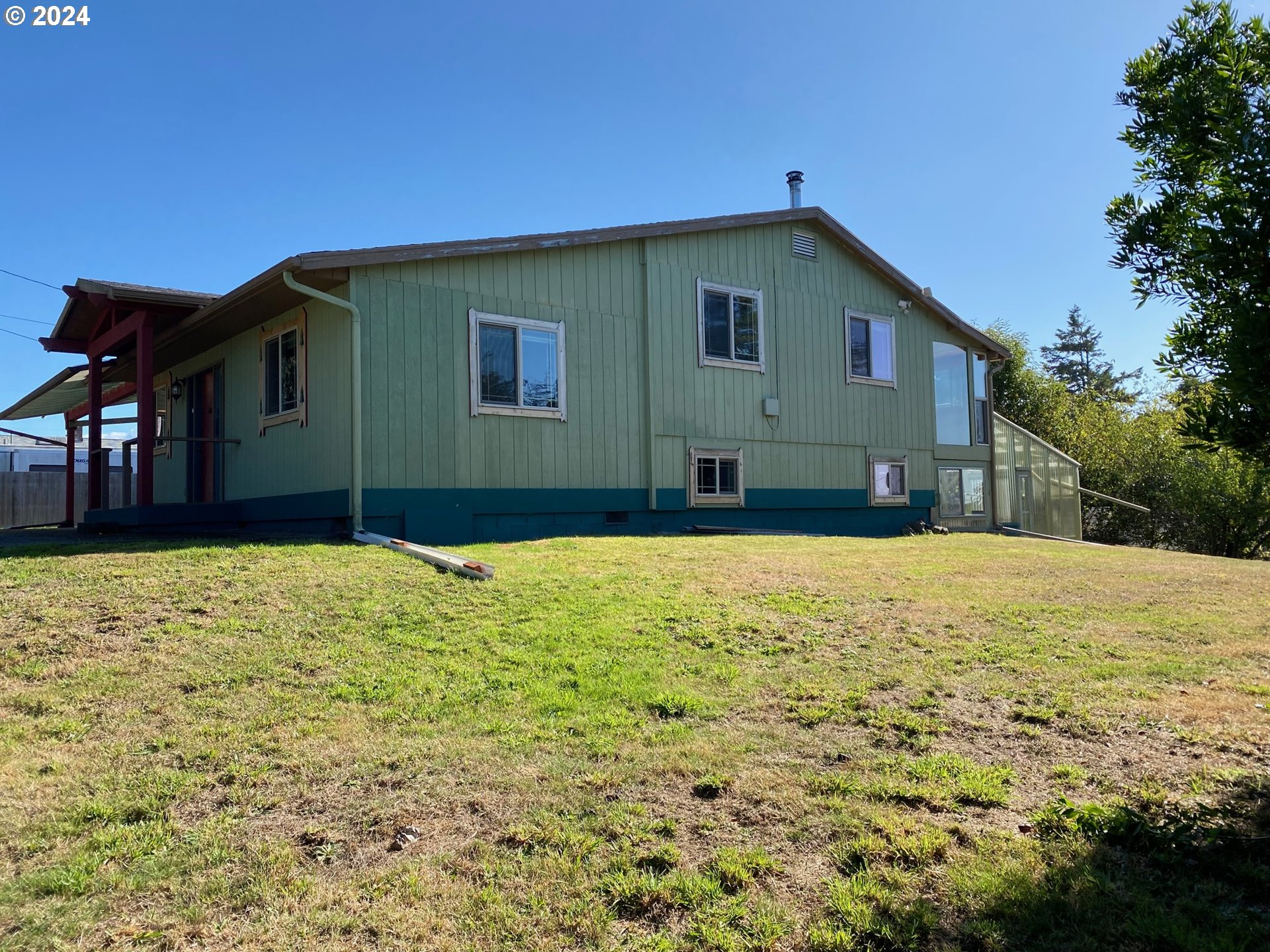 715 Jackson Avenue Coos Bay, OR 97420 - Photo 38 of 42
