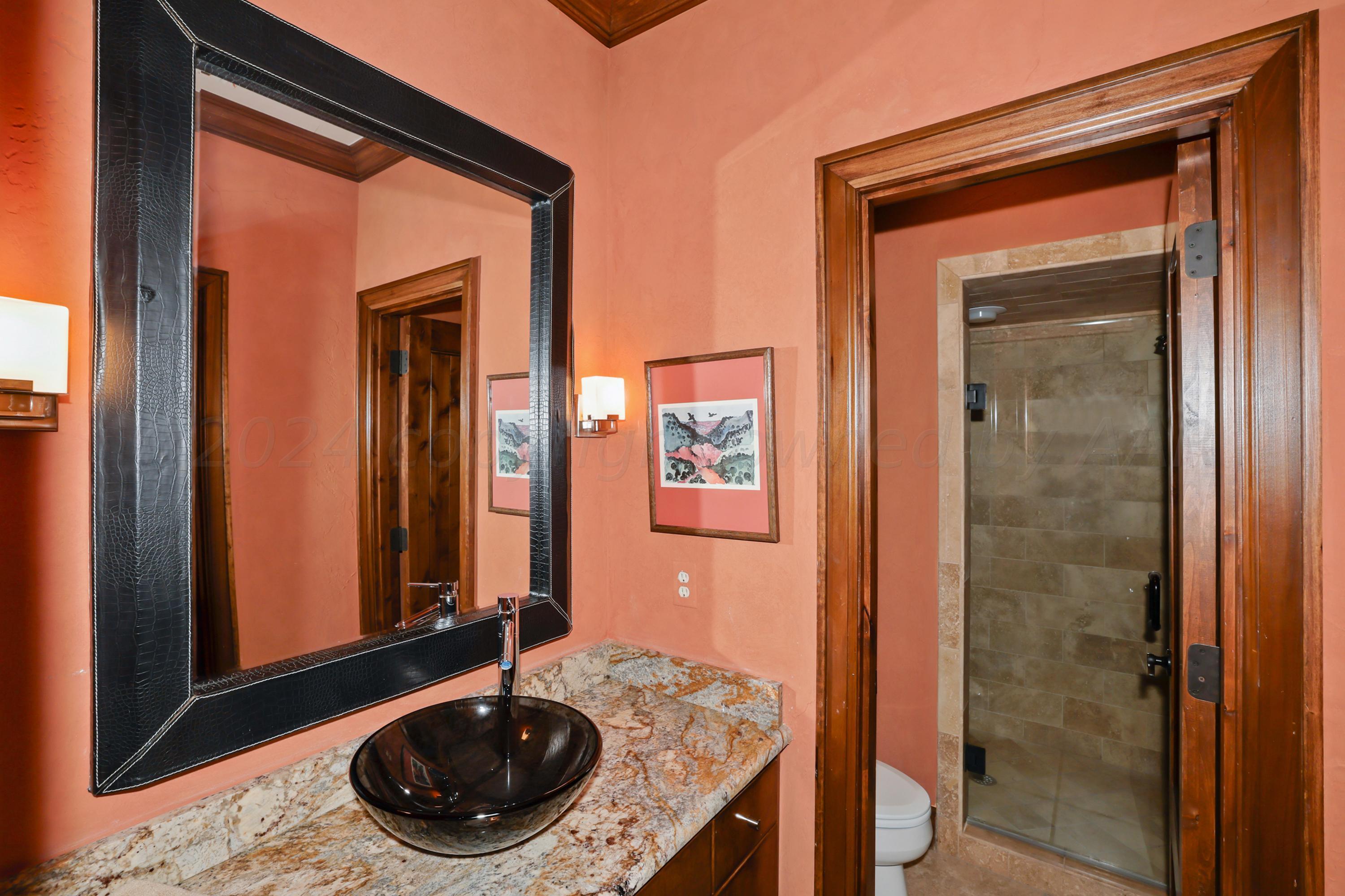 13 Prestwick Lane Amarillo, TX 79124 - Photo 39 of 51 40-Upstairs Bath