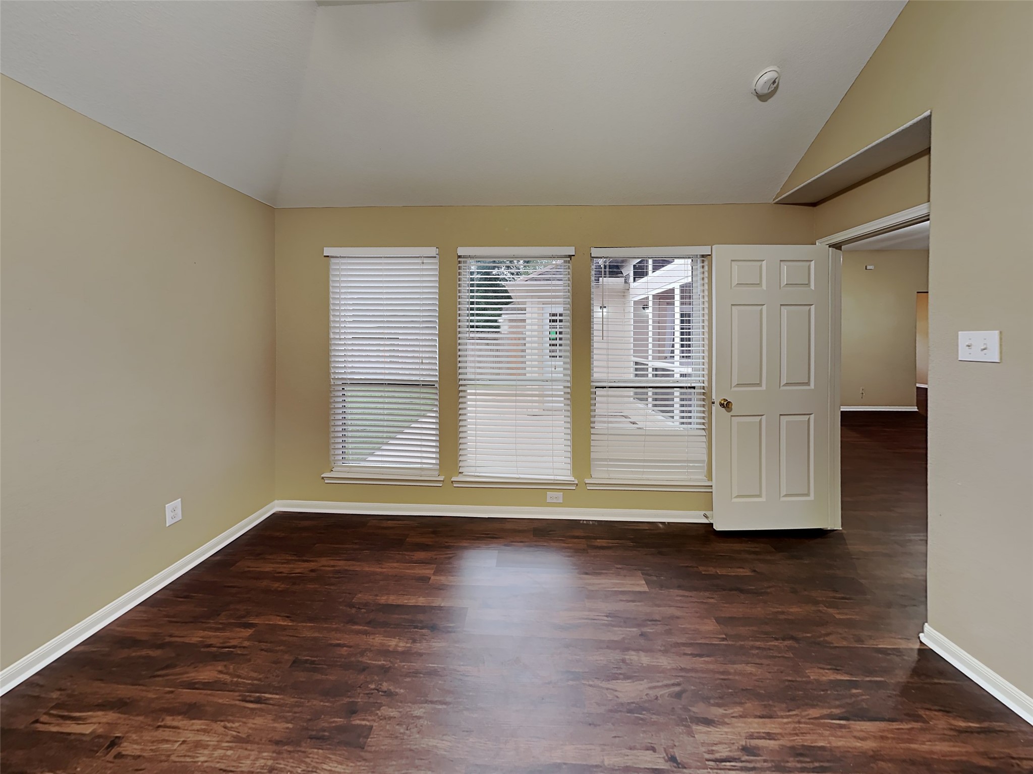 22722 Canyonback Court Spring, TX 77373 - Photo 10 of 21 Gallery Image 10