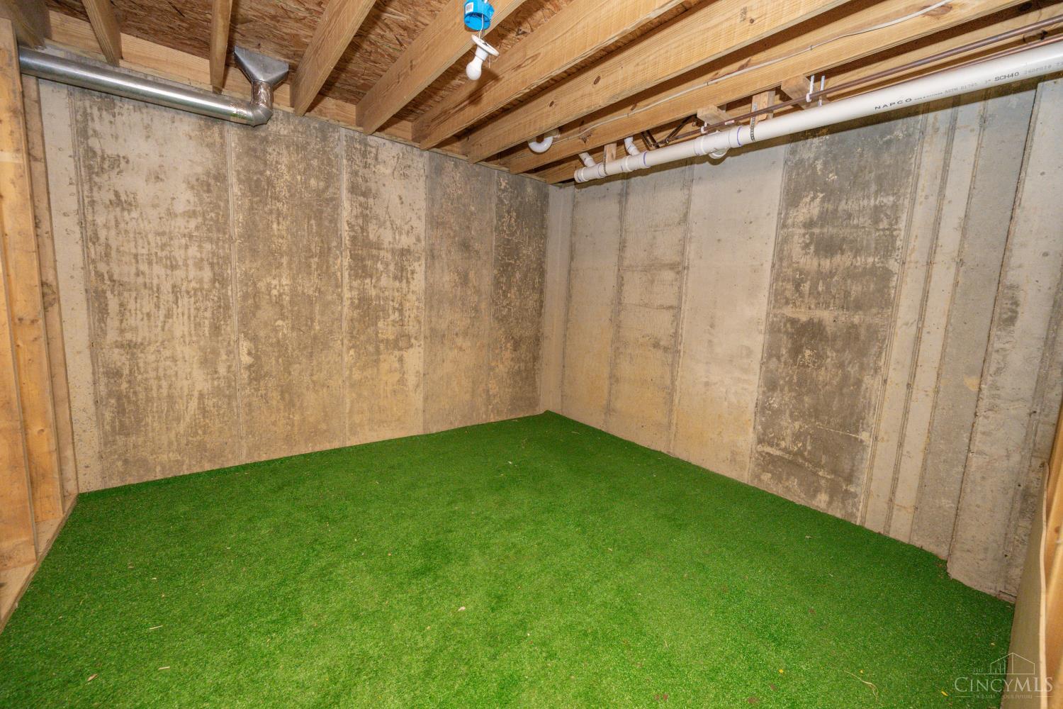 1105 Ferris Road Amelia, OH 45102 - Photo 32 of 43 Gallery Image 32