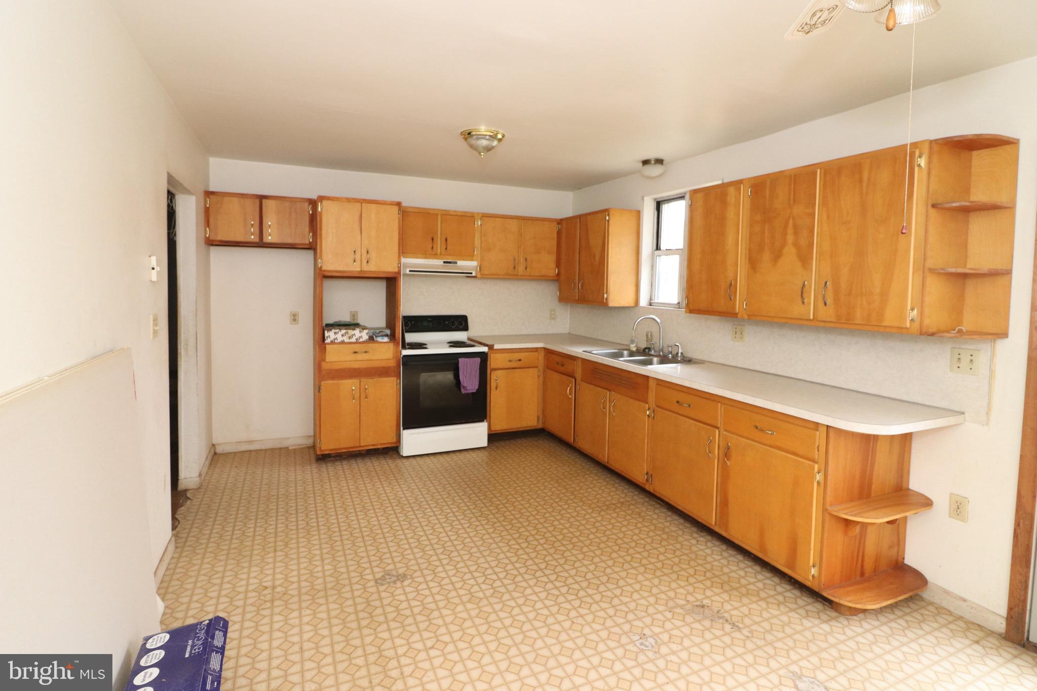 377 Hill Road Denver, PA 17517 - Photo 6 of 20