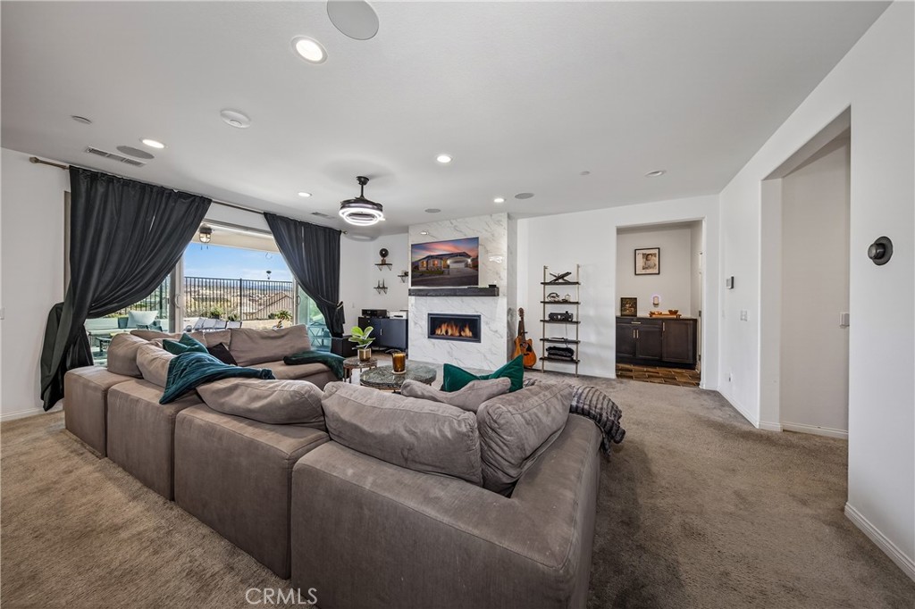 1512 Yucca Court Calimesa, CA 92320 - Photo 5 of 32