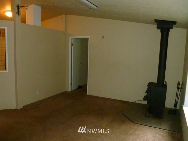 6448 F F & S Grade Road Sedro-Woolley, WA 98284 - Photo 6 of 18 Gallery Image 6