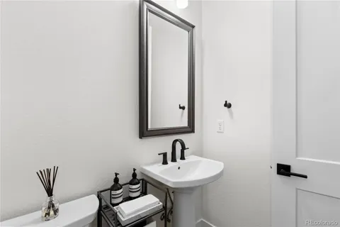 $1,390,000 | 7098 Copper Sky Circle, Castle Pines, CO 80108