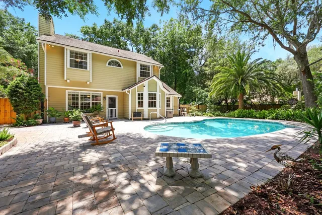 $1,199,000 | 1917 Lakeside Drive South, Fernandina Beach, FL 32034