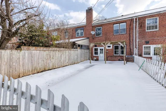 $2,600 | 3918 Beech Avenue, Baltimore, MD 21211