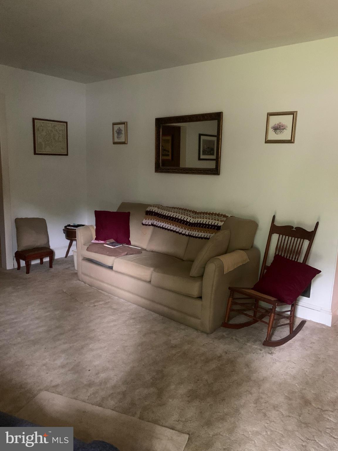 1007 Hudson Road Cambridge, MD 21613 - Photo 10 of 16 Cozy living space with classic charm.