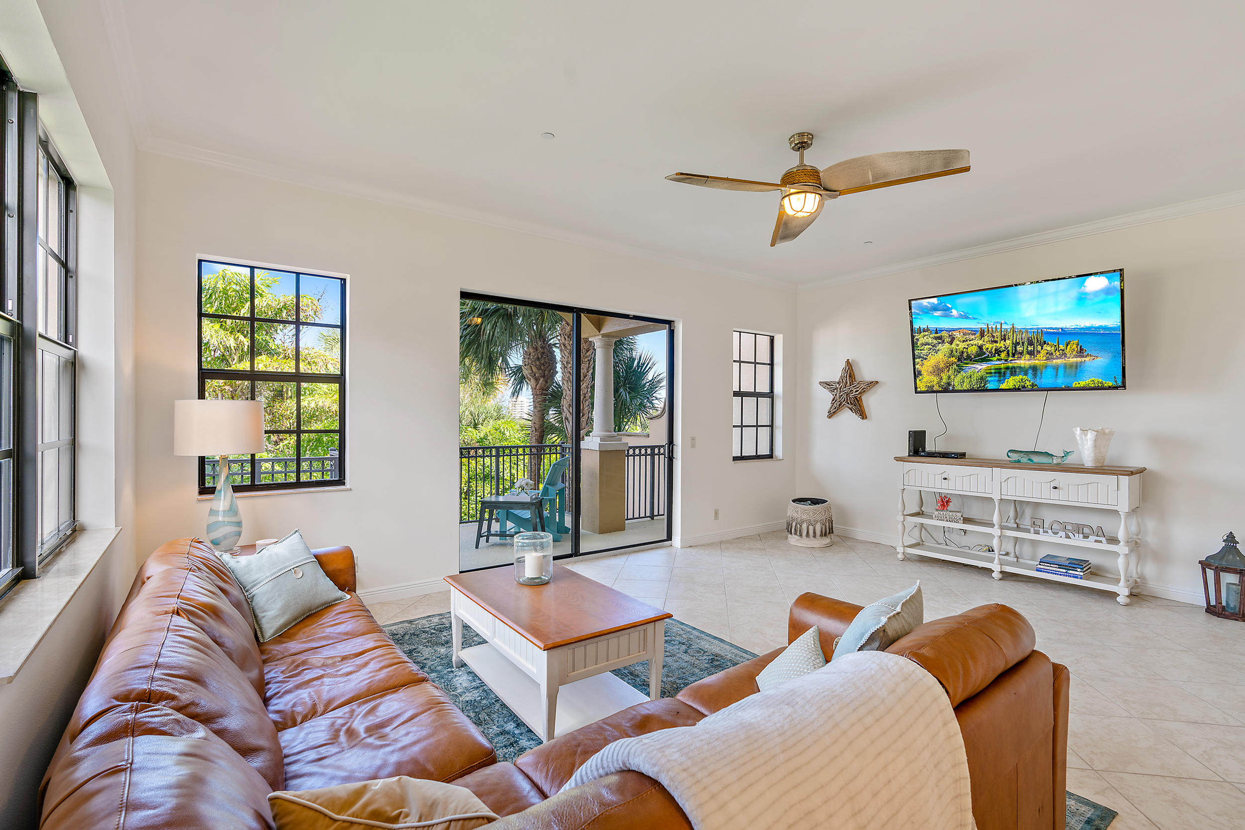 301 Del Sol Circle Tequesta, FL 33469 - Photo 3 of 39 Oversized Living Area