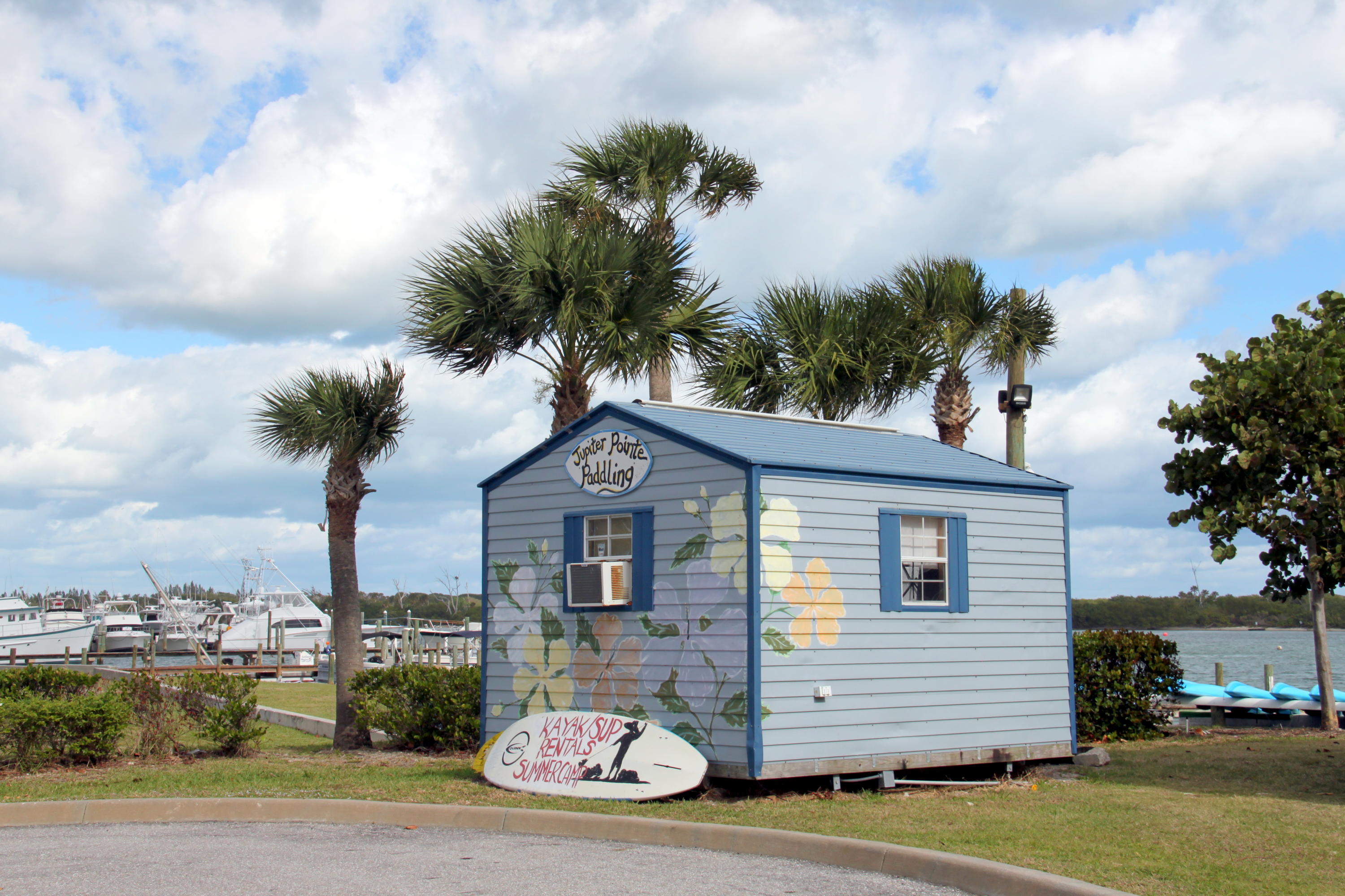 301 Del Sol Circle Tequesta, FL 33469 - Photo 33 of 39 Jupiter Pointe Paddling