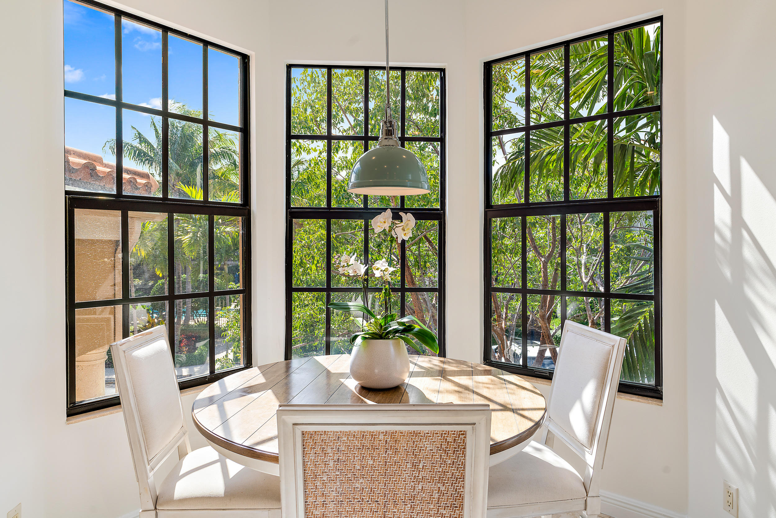 301 Del Sol Circle Tequesta, FL 33469 - Photo 7 of 39 Kitchen Nook