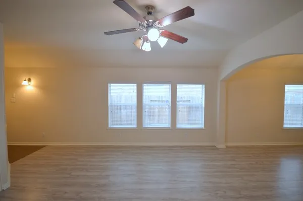 $1,800 | 11115 Barker Park Court, Cypress, TX 77433