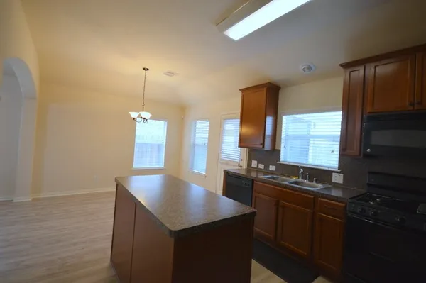 $1,800 | 11115 Barker Park Court, Cypress, TX 77433