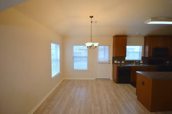 $1,800 | 11115 Barker Park Court, Cypress, TX 77433