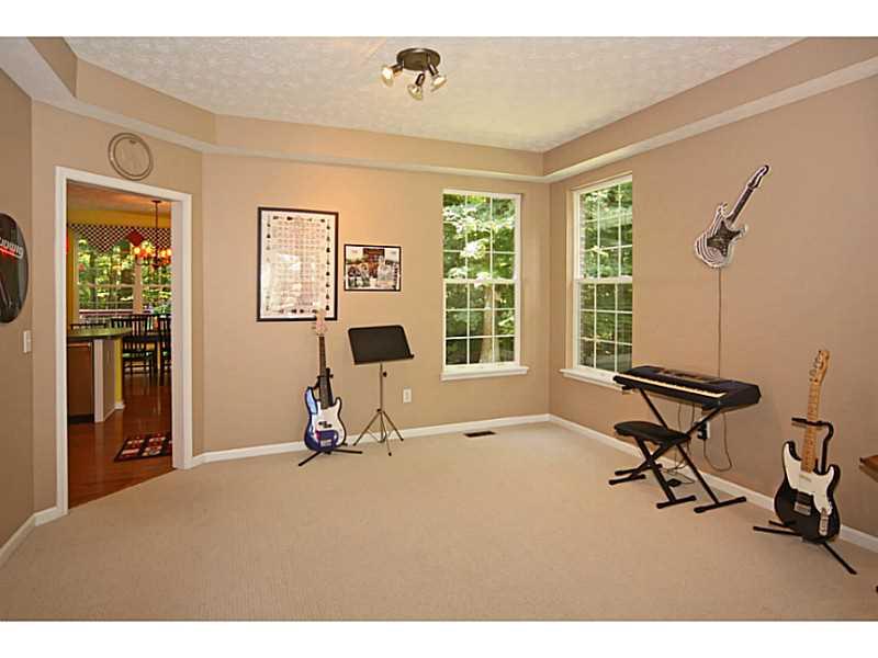 9106 Prairie Ridge Place Indianapolis, IN 46256 - Photo 6 of 24 Gallery Image 6