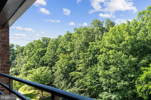 $219,000 | 3 Southerly Court, Unit 505, Towson, MD 21286
