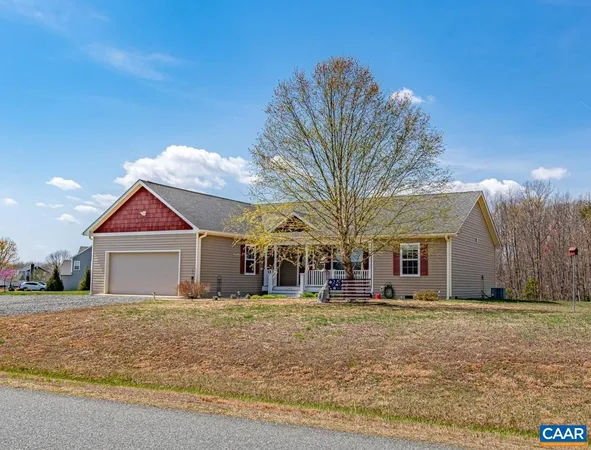 $384,900 | 186 Rosewood Drive, Scottsville, VA 24590