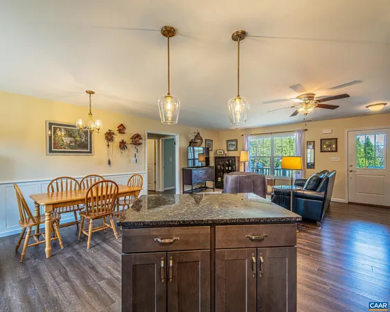 $384,900 | 186 Rosewood Drive, Scottsville, VA 24590