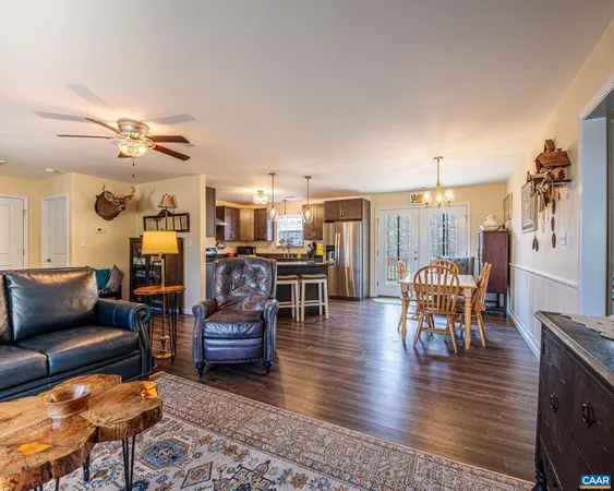 $384,900 | 186 Rosewood Drive, Scottsville, VA 24590