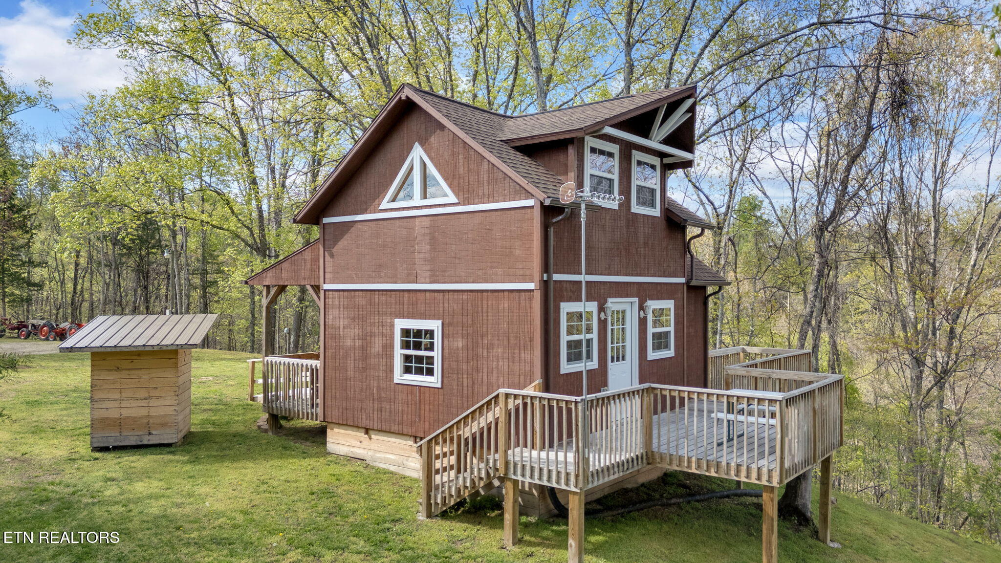 470 Vinson Hollow Road Bybee, TN 37713 - Photo 44 of 51 24-web-or-mls-DJI_20250412164413_0376_D
