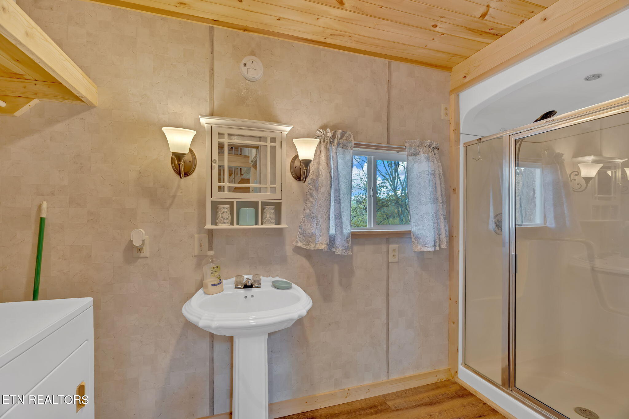 470 Vinson Hollow Road Bybee, TN 37713 - Photo 47 of 51 74-web-or-mls-DSC05983