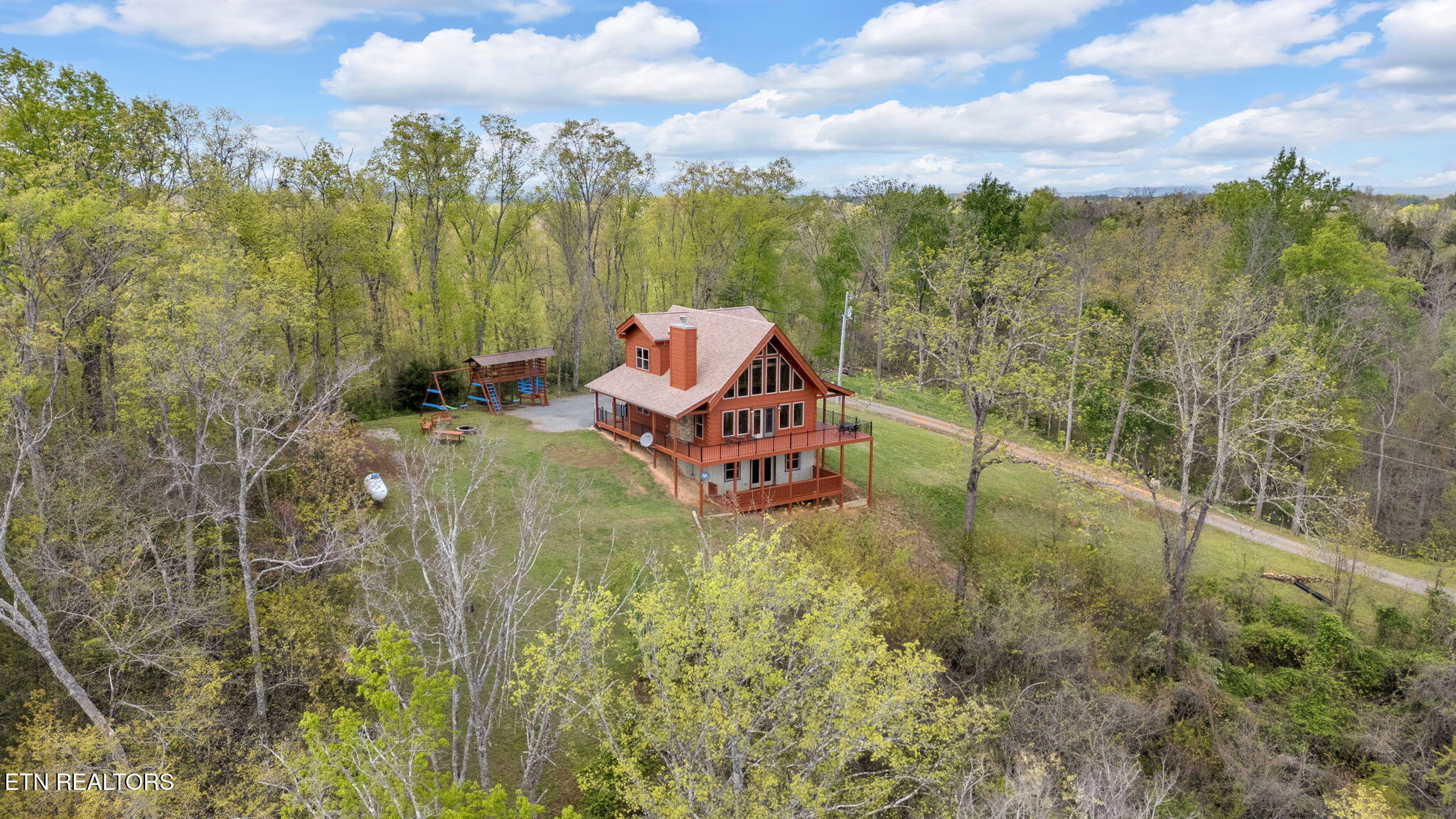 470 Vinson Hollow Road Bybee, TN 37713 - Photo 6 of 51 4-web-or-mls-DJI_20250412161518_0261_D