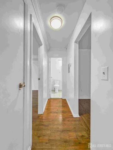 $269,900 | 14 College Drive, Edison, NJ 08817