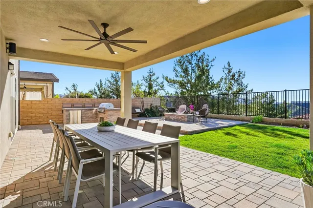 $1,179,000 | 19532 Martellus Drive, Saugus, CA 91350