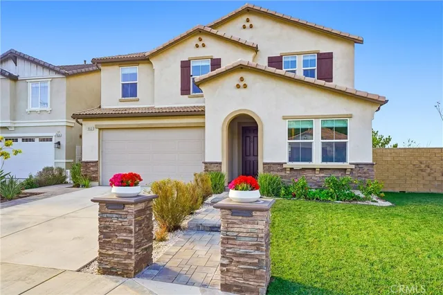 $1,179,000 | 19532 Martellus Drive, Saugus, CA 91350