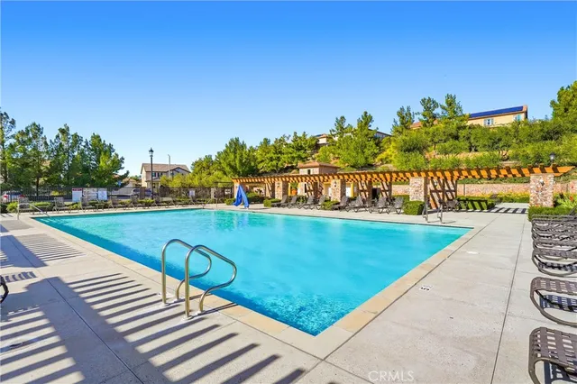 $1,179,000 | 19532 Martellus Drive, Saugus, CA 91350