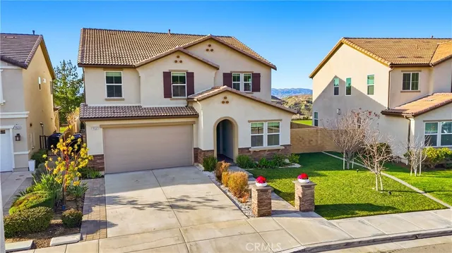 $1,179,000 | 19532 Martellus Drive, Saugus, CA 91350