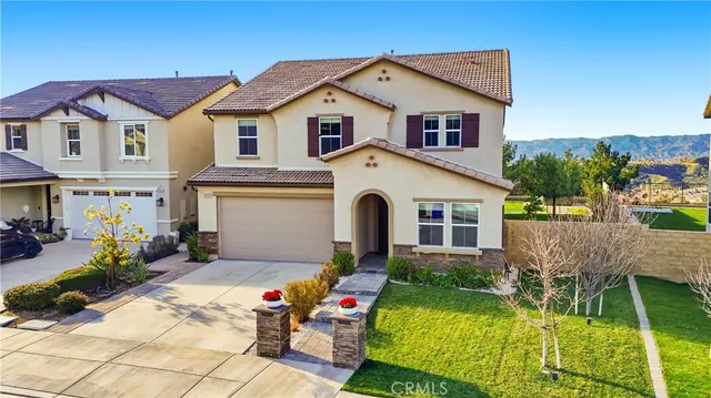 $1,179,000 | 19532 Martellus Drive, Saugus, CA 91350