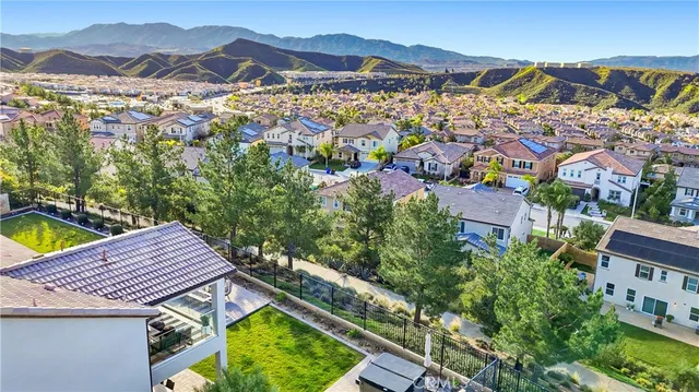 $1,179,000 | 19532 Martellus Drive, Saugus, CA 91350