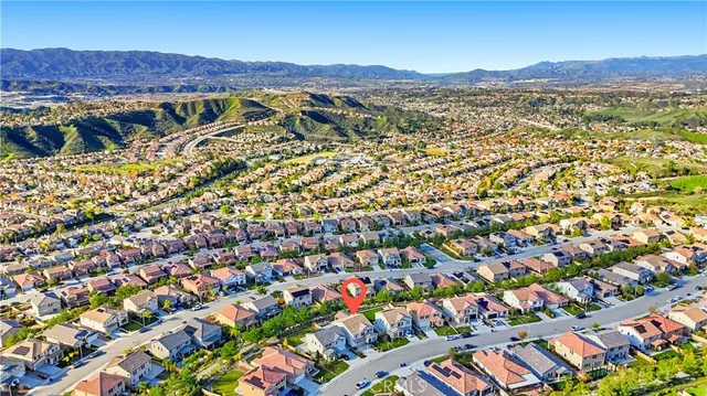 $1,179,000 | 19532 Martellus Drive, Saugus, CA 91350