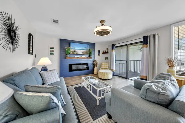 $475,000 | 1030 East E Highway, Unit 203D, Destin, FL 32541