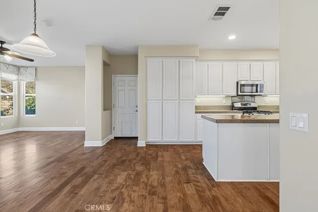 $800,000 | 24128 Willowbrooke Court, Valencia, CA 91354