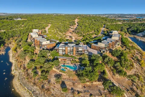 $425,000 | 1101 Ivean Pearson Road, Unit E203, Lago Vista, TX 78645