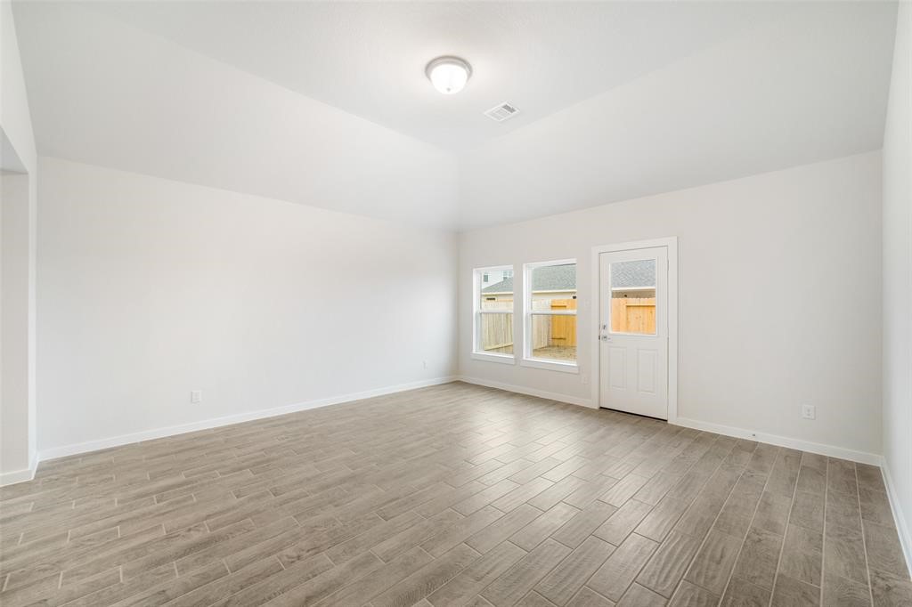 770 Dewberry Road La Marque, TX 77568 - Photo 9 of 23