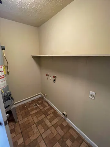 $2,000 | 10306 Twin Hills Court, Houston, TX 77031