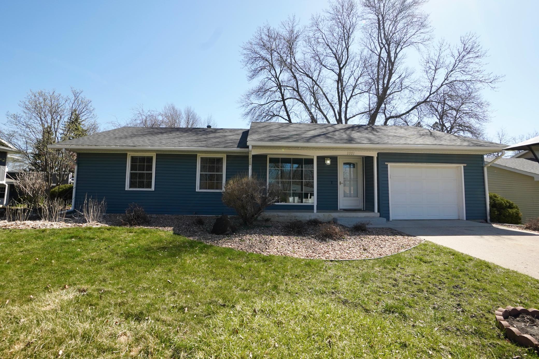 1001 16th Street Southwest Willmar, MN 56201 - Photo 1 of 1
