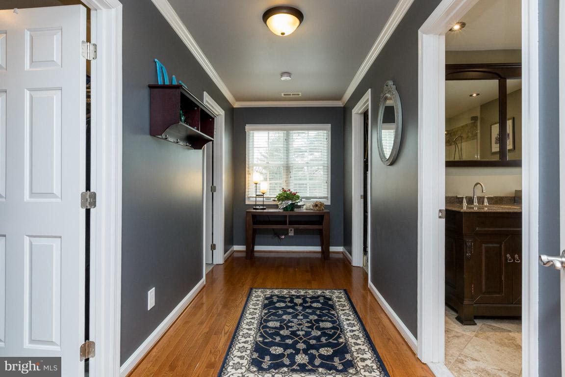 393 Ronsdale Road Sykesville, MD 21784 - Photo 13 of 30 His/Her Walk-In Closets & a beautiful MBA