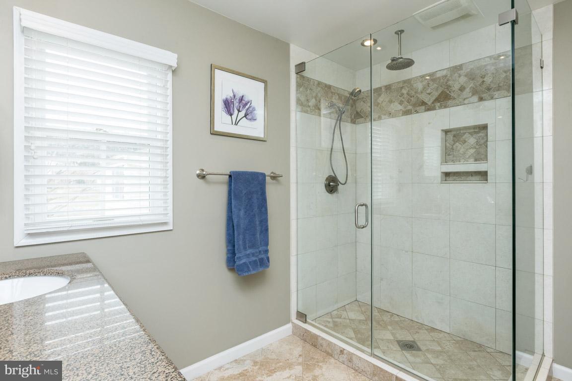 393 Ronsdale Road Sykesville, MD 21784 - Photo 15 of 30 Frameless shower!