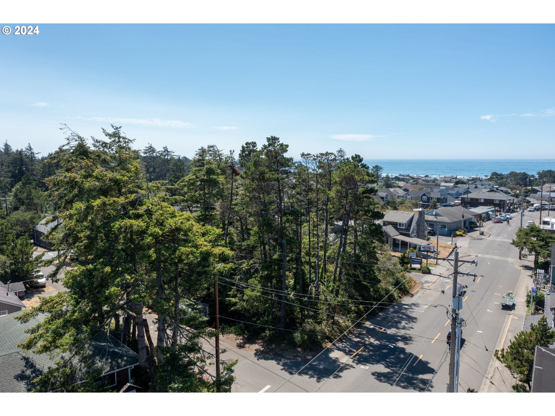 4th Place Manzanita, OR 97130 - Photo 3 of 7 a view of a city