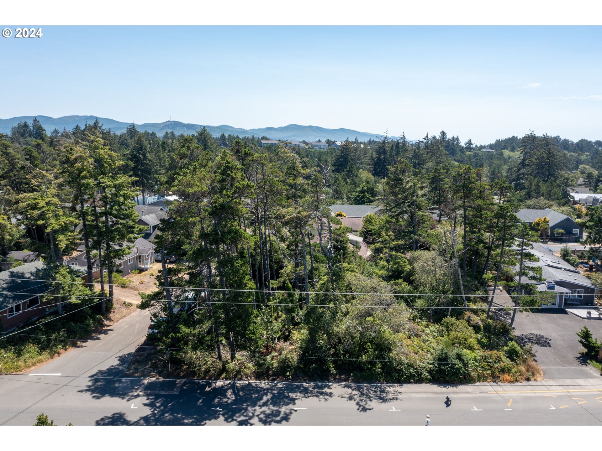 4th Place Manzanita, OR 97130 - Photo 5 of 7 a view of a city