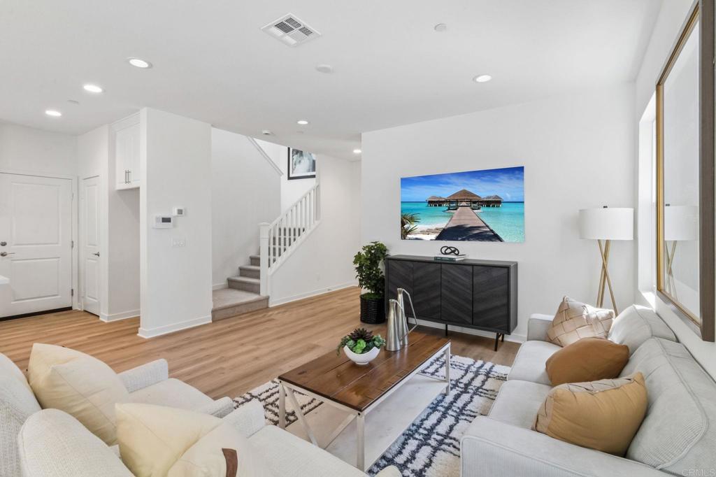 701 Kingbird Loop Oceanside, CA 92058 - Photo 12 of 34